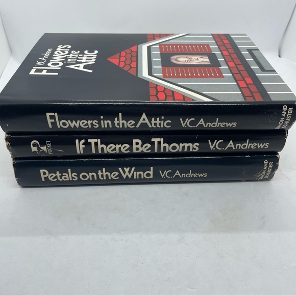 Lot of 3 V.C.Andrews novels. - Picture 12 of 14